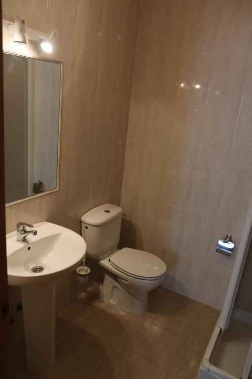 Habitación Doble con baño privado - 2 camas